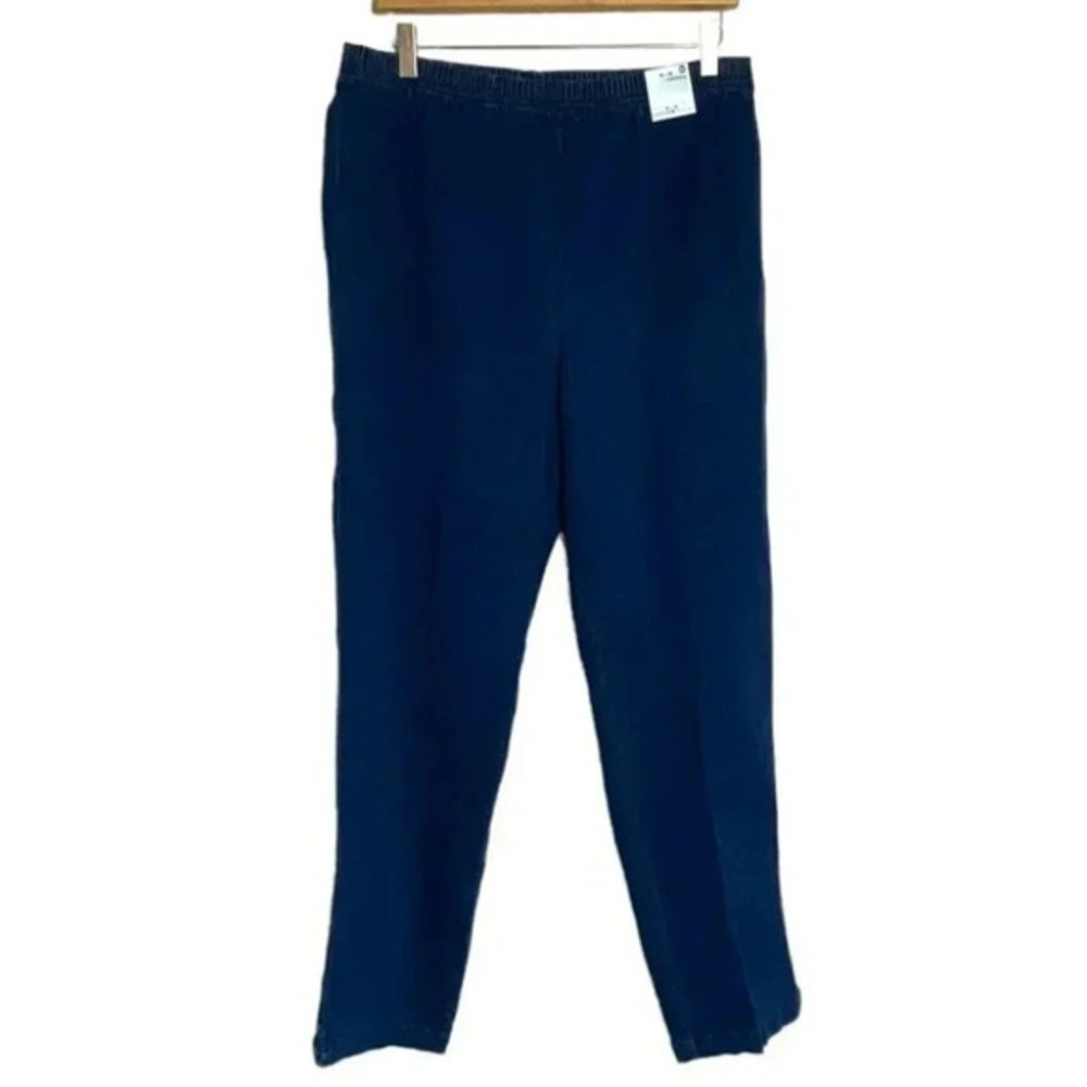 Avenue Denim Legging 18A Dark Wash Blue Elastic Waist Side Slit Stretch Jeggings